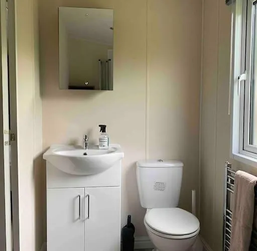 Luxury Spacious House With Two Bathrooms At Park With Swimming Pools, Restaurant, Bowling, Massage & Wellness